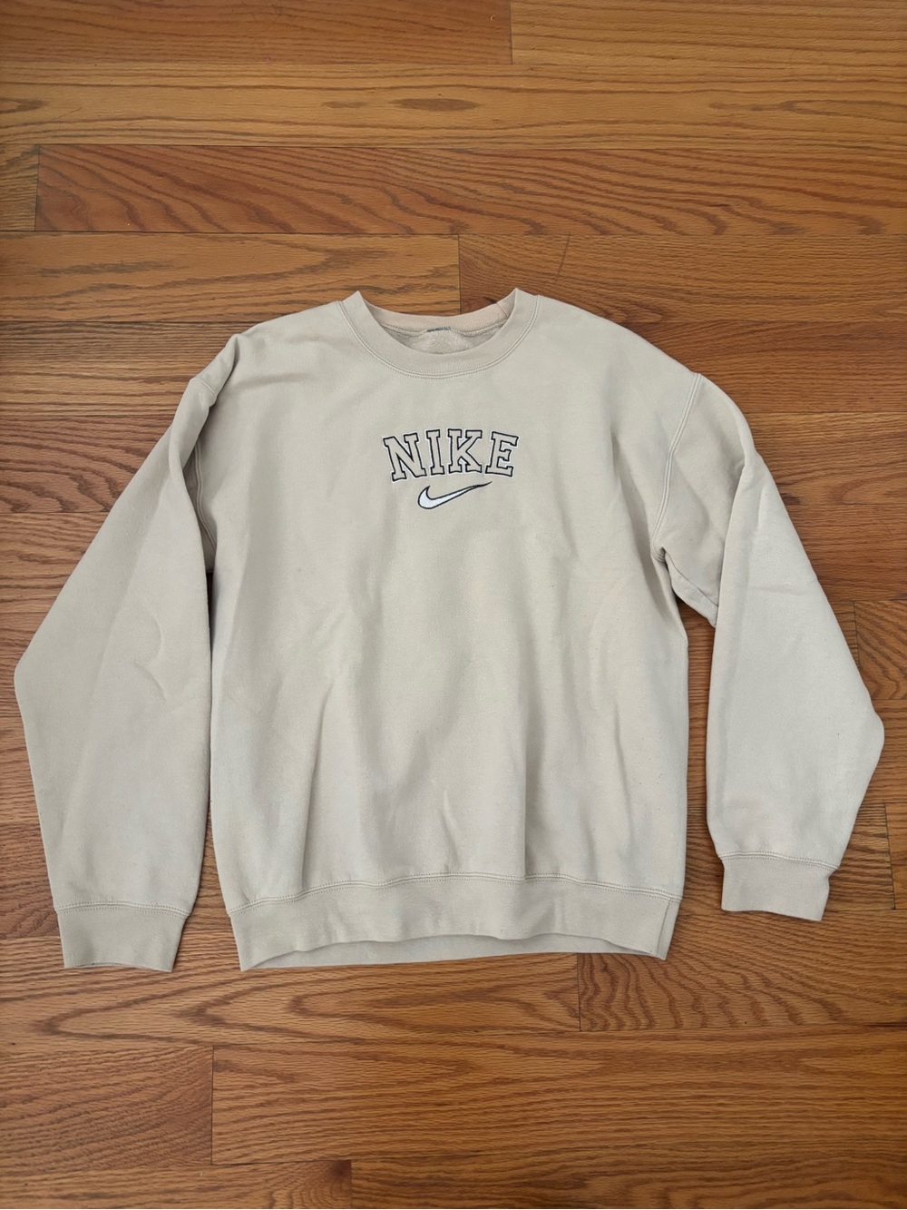 Nike Cream Crewneck Sweatshirt